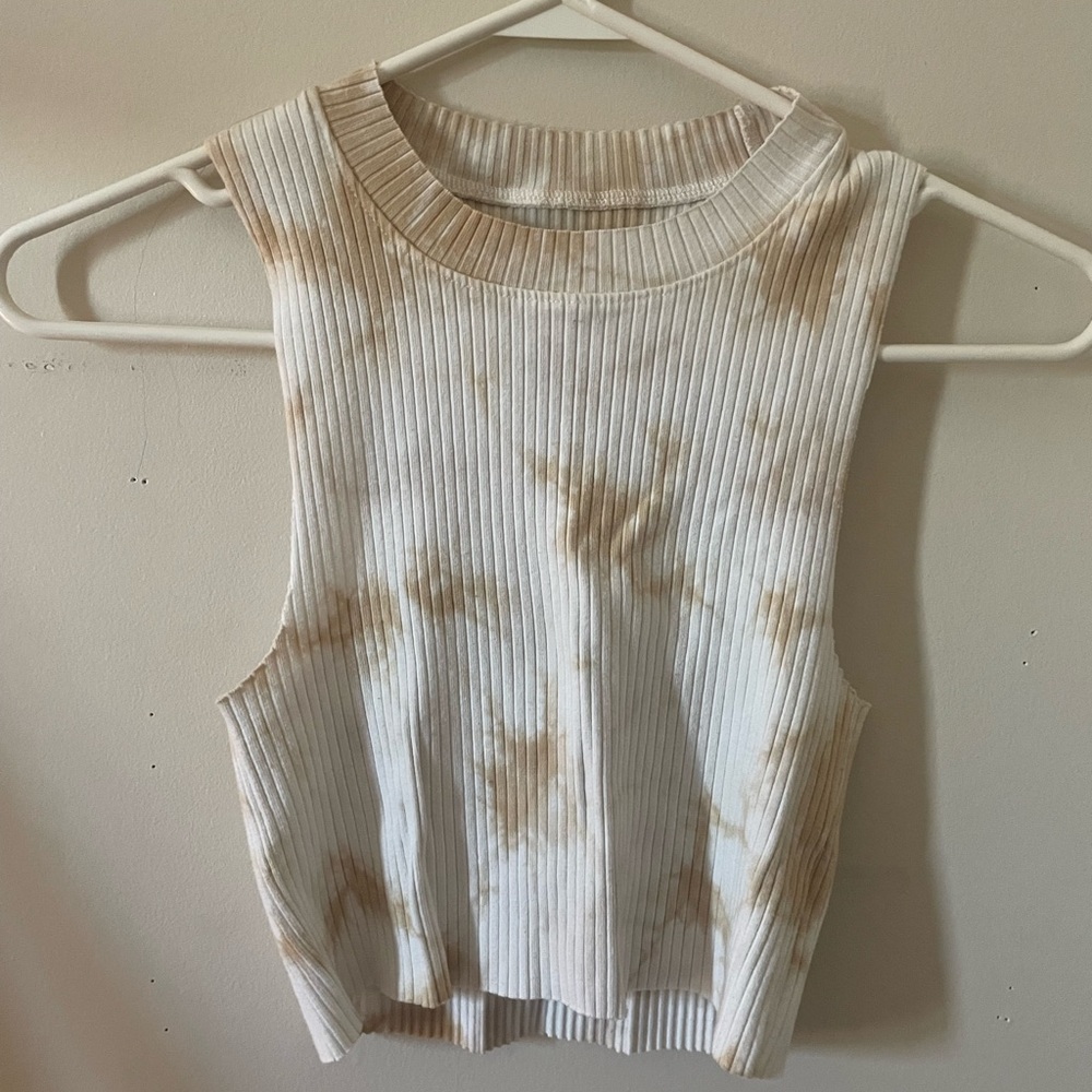 Tan and white tie dye tank top